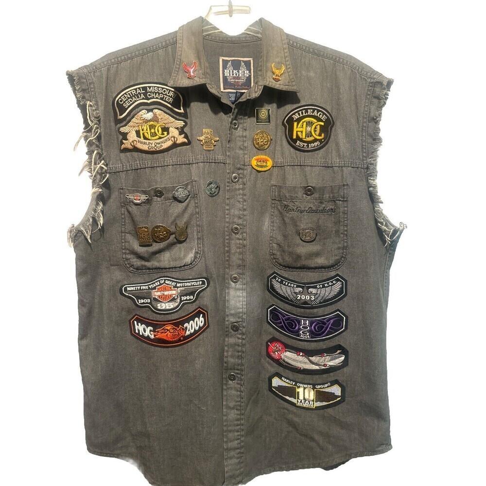 Harley Davidson Biker Blues Frayed Sleeveless Shirt W/ Multiple Pins/Patches-‎ L